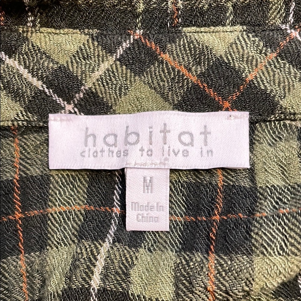 Habitat Green Plaid 3/4 Button Shirt size medium excellent condition - Picture 2 of 7